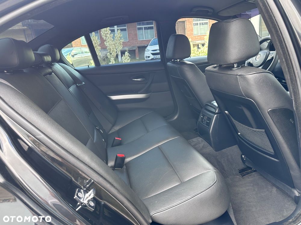 BMW Seria 3 - 29