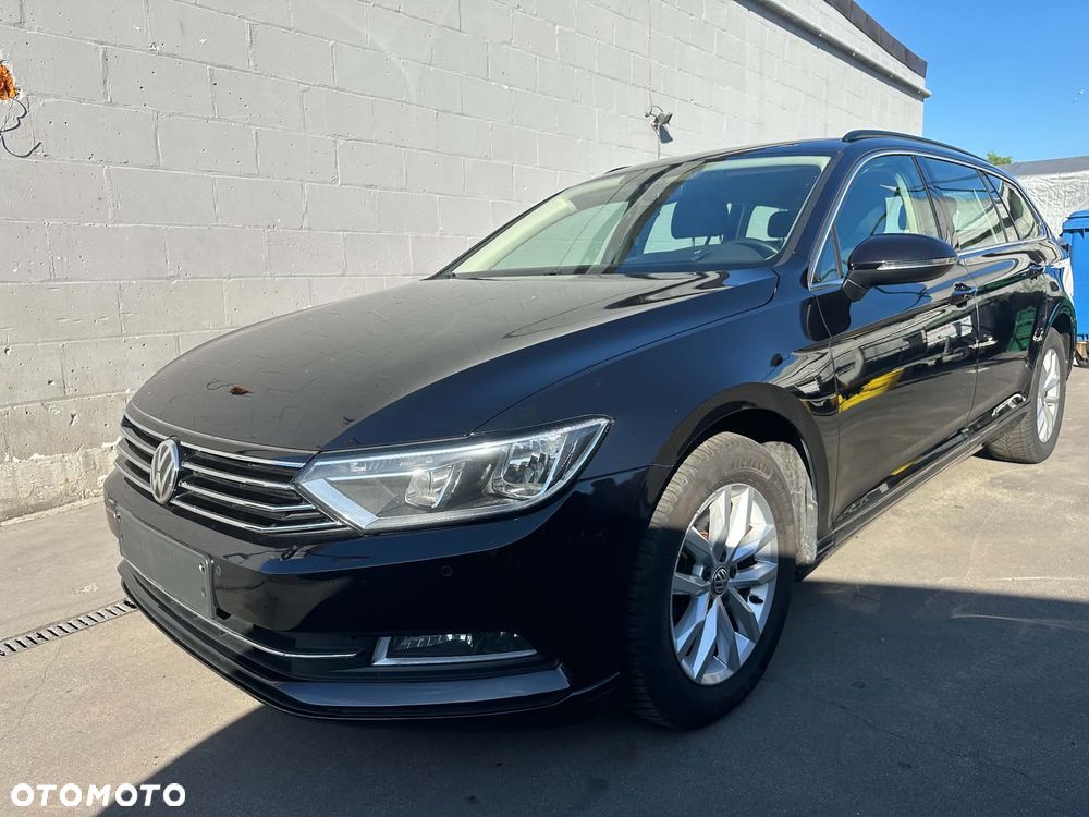 Volkswagen Passat 1.6 TDI (BlueMotion Technology) DSG Comfortline - 4