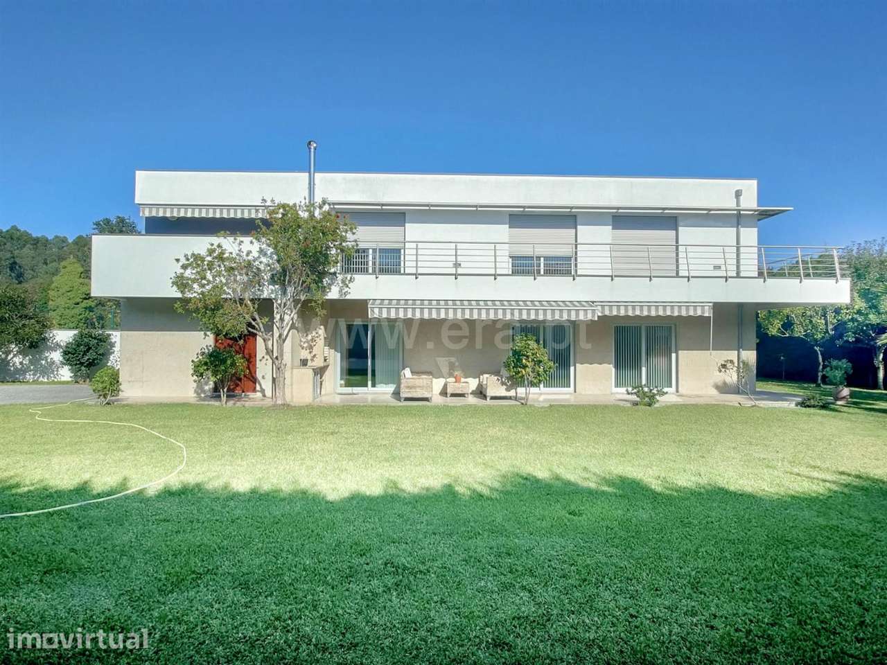 Moradia T3 Isolada com Jardim e Garagem - Grande imagem: 2/20