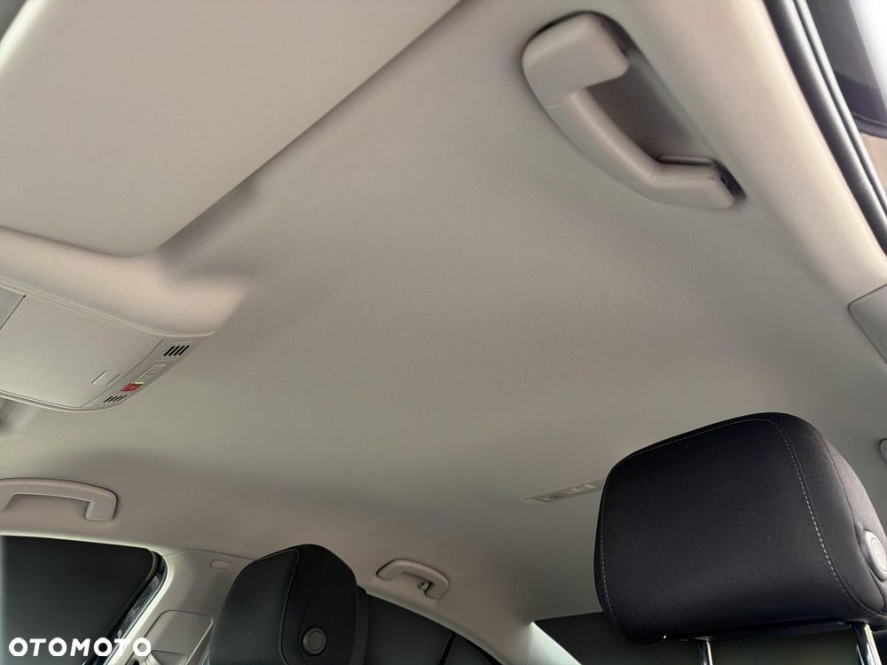 Volkswagen Passat 1.5 TSI EVO Business DSG - 34