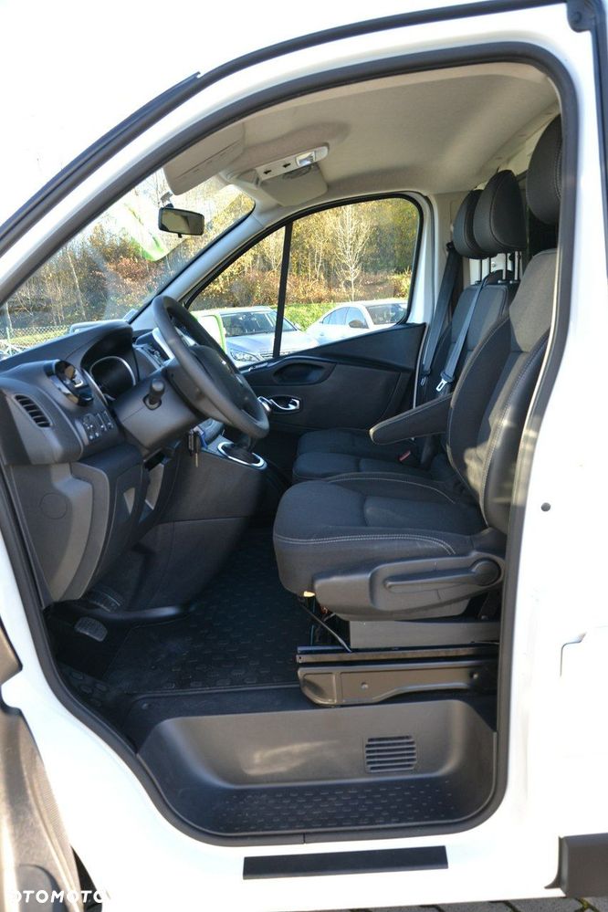 Renault Trafic - 11