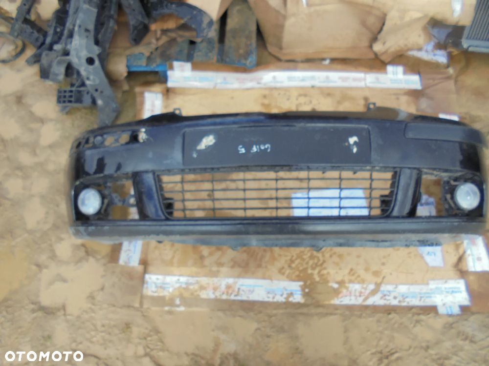 VW GOLF V ZDERZAK PRZÓD
