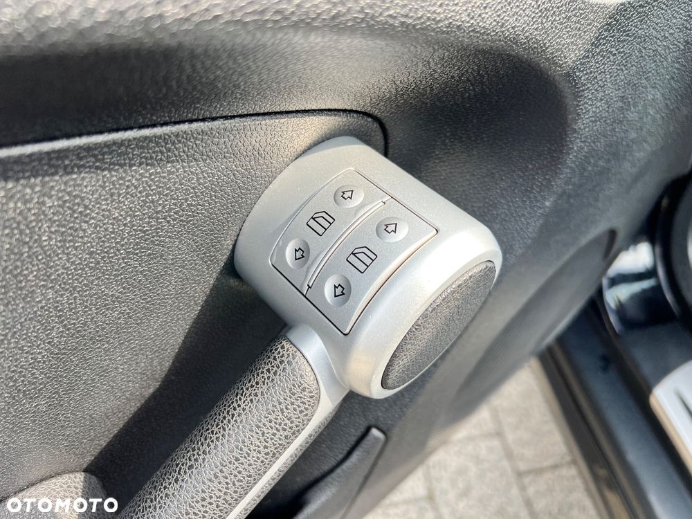 Mercedes-Benz SLK - 16