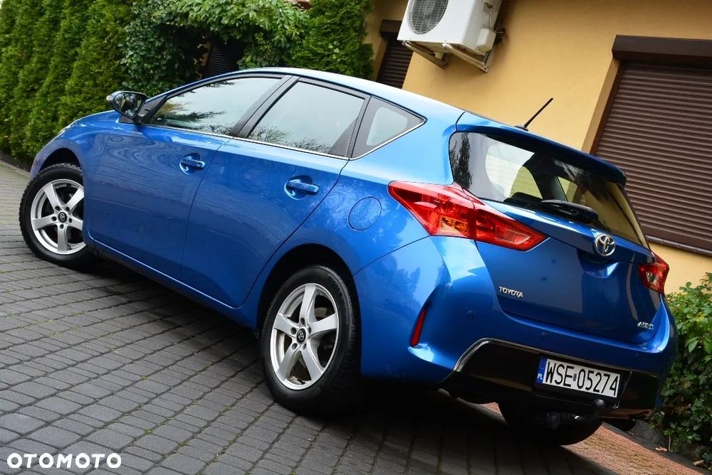 Toyota Auris 1.6 Premium Comfort - 19