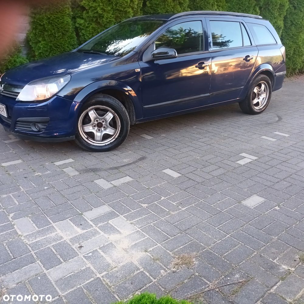 Opel Astra 1.7 CDTI Essentia - 8
