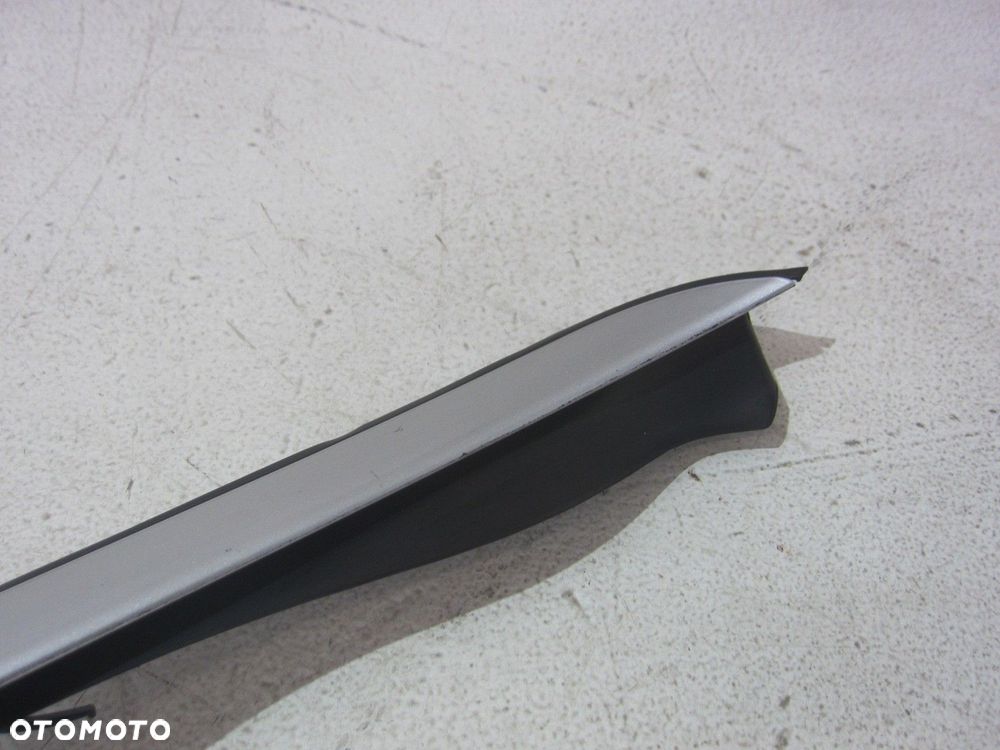 BMW X3 F25 LISTWA ZGARNIAJĄCA SZYBY LEWA A14 MINERAL SILBER 7286179 - 3