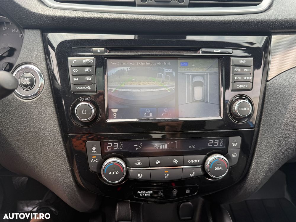 Nissan Qashqai 1.6 DCI 4 x 4 DPF Start/Stop tekna - 22