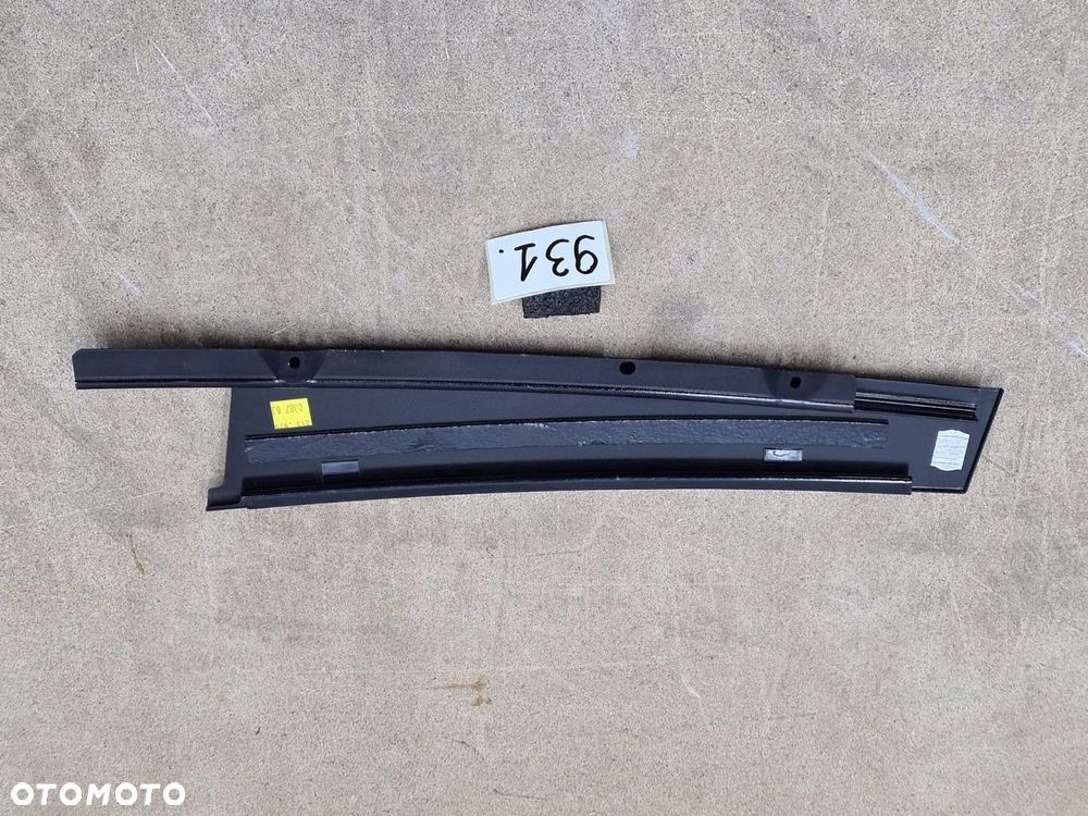 MERCEDES E-KLASA W213 Listwa zewnetrzna drzwi lewy tył - 3