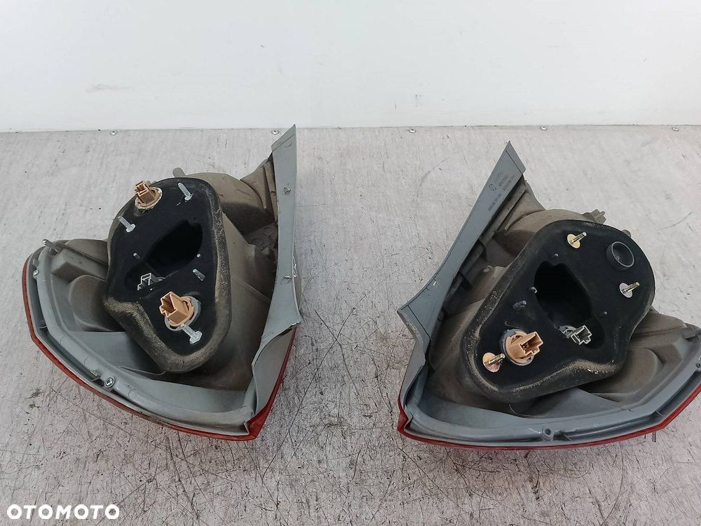 LAMPY TYŁ KOMPLET HONDA JAZZ II ( 02-08 ) - 6