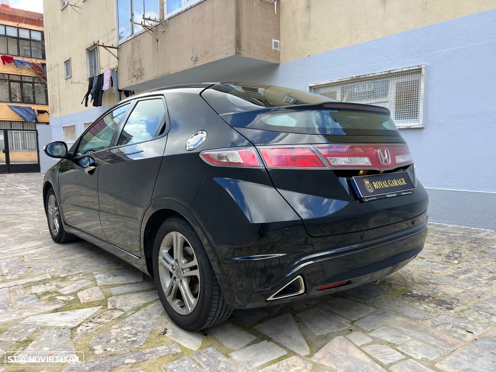 Honda Civic 1.4 i-VTEC Sport - 4