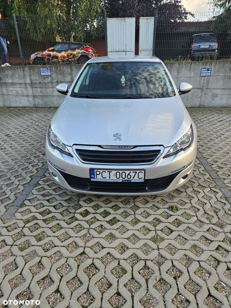 Peugeot 308 - 1