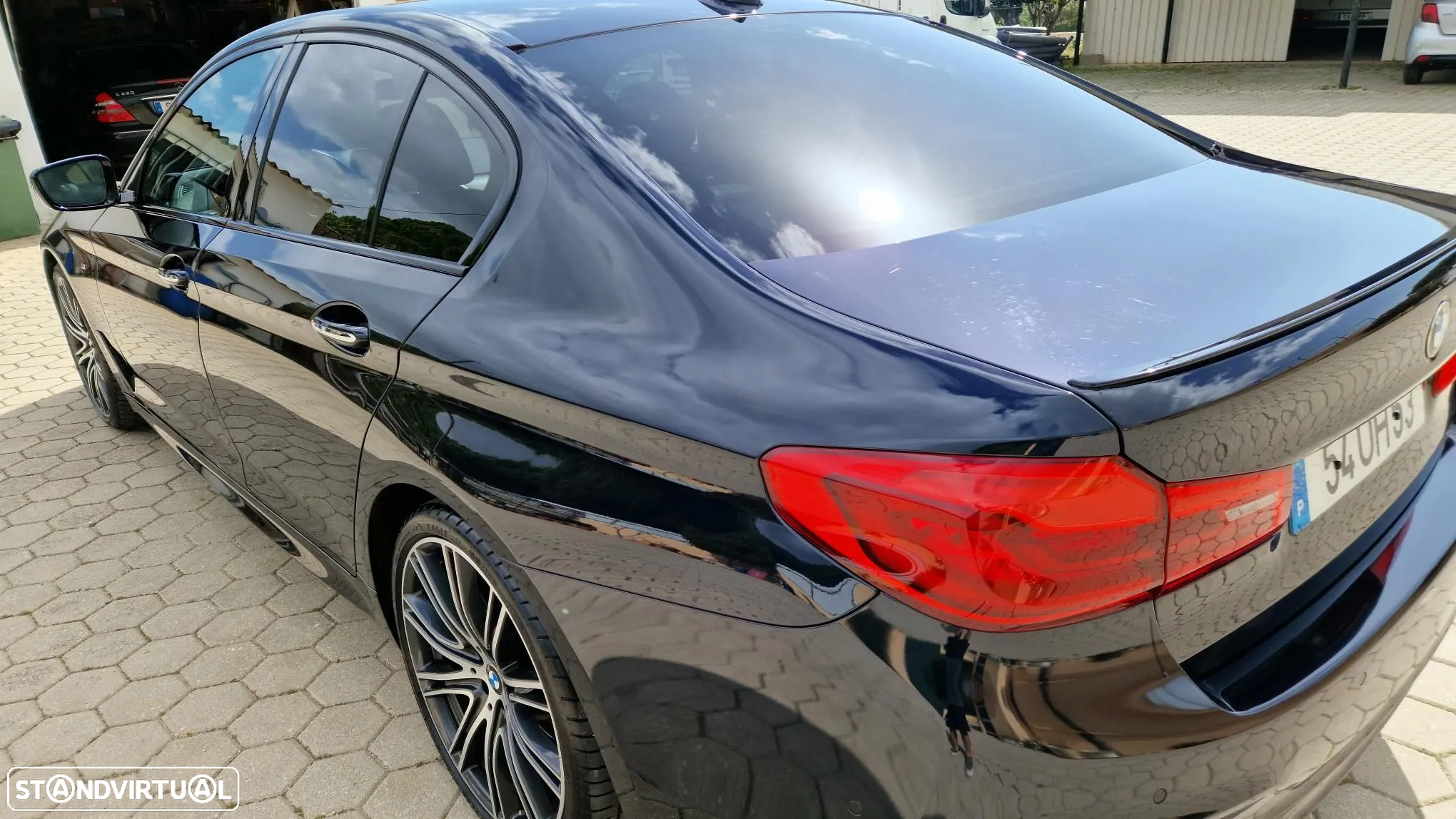 BMW 520 d ED Pack M - 9