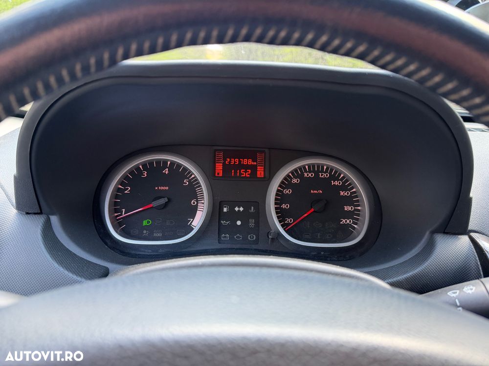 Dacia Duster 1.5 dCi 4x2 Prestige - 8