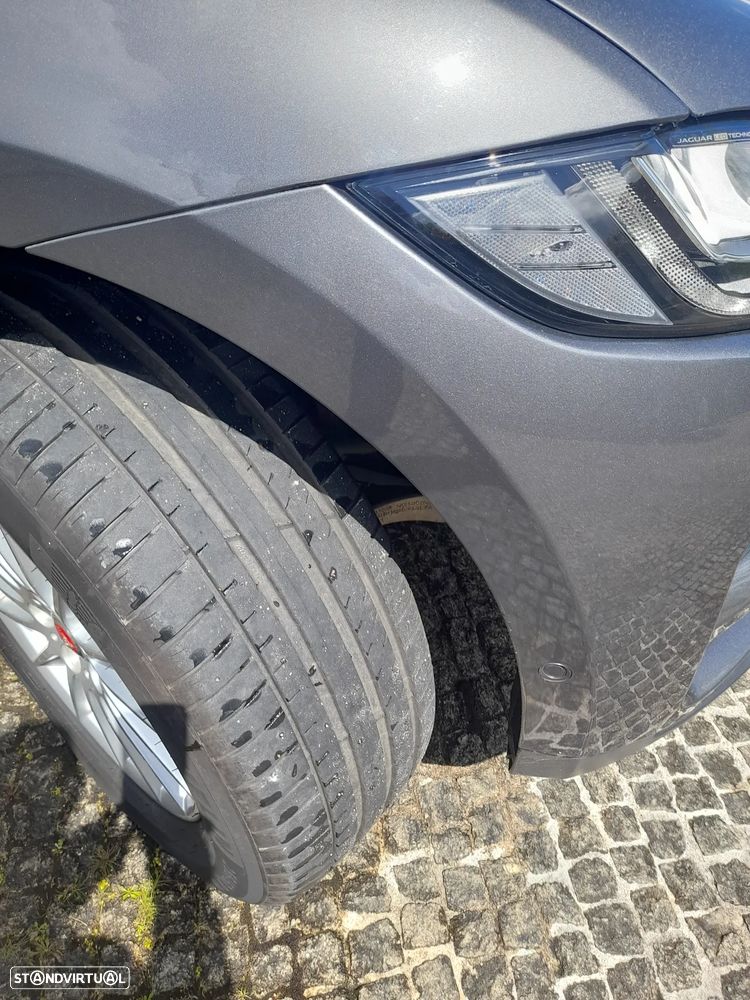 Jaguar F-Pace 2.0 i4D Portfolio - 5