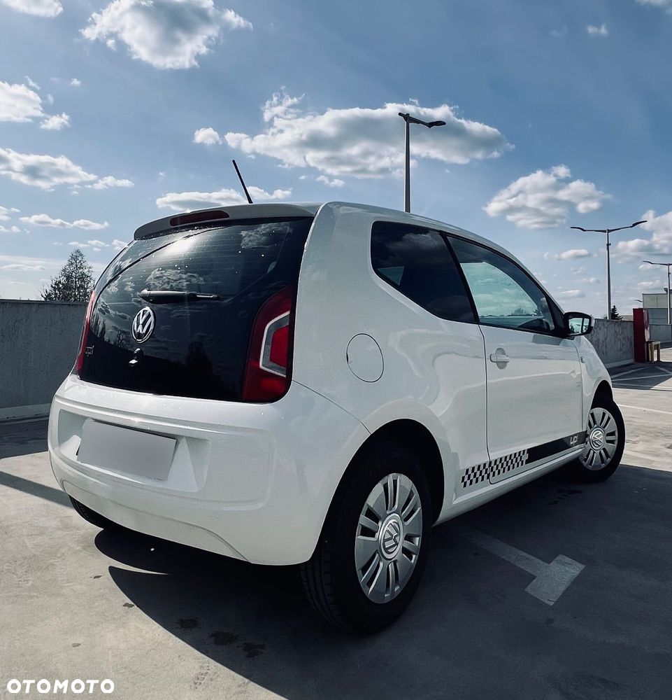 Volkswagen up! white - 7