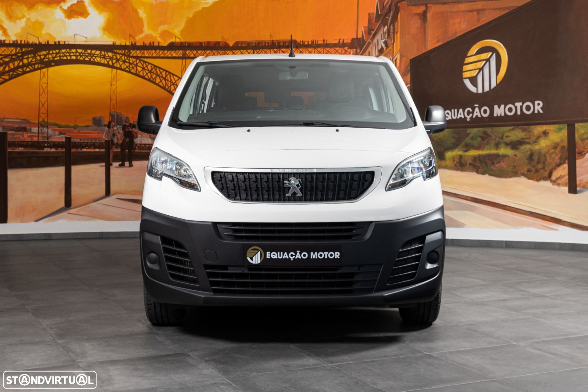 Peugeot Traveller 1.5 BlueHDi L3H1 Business Long - 2