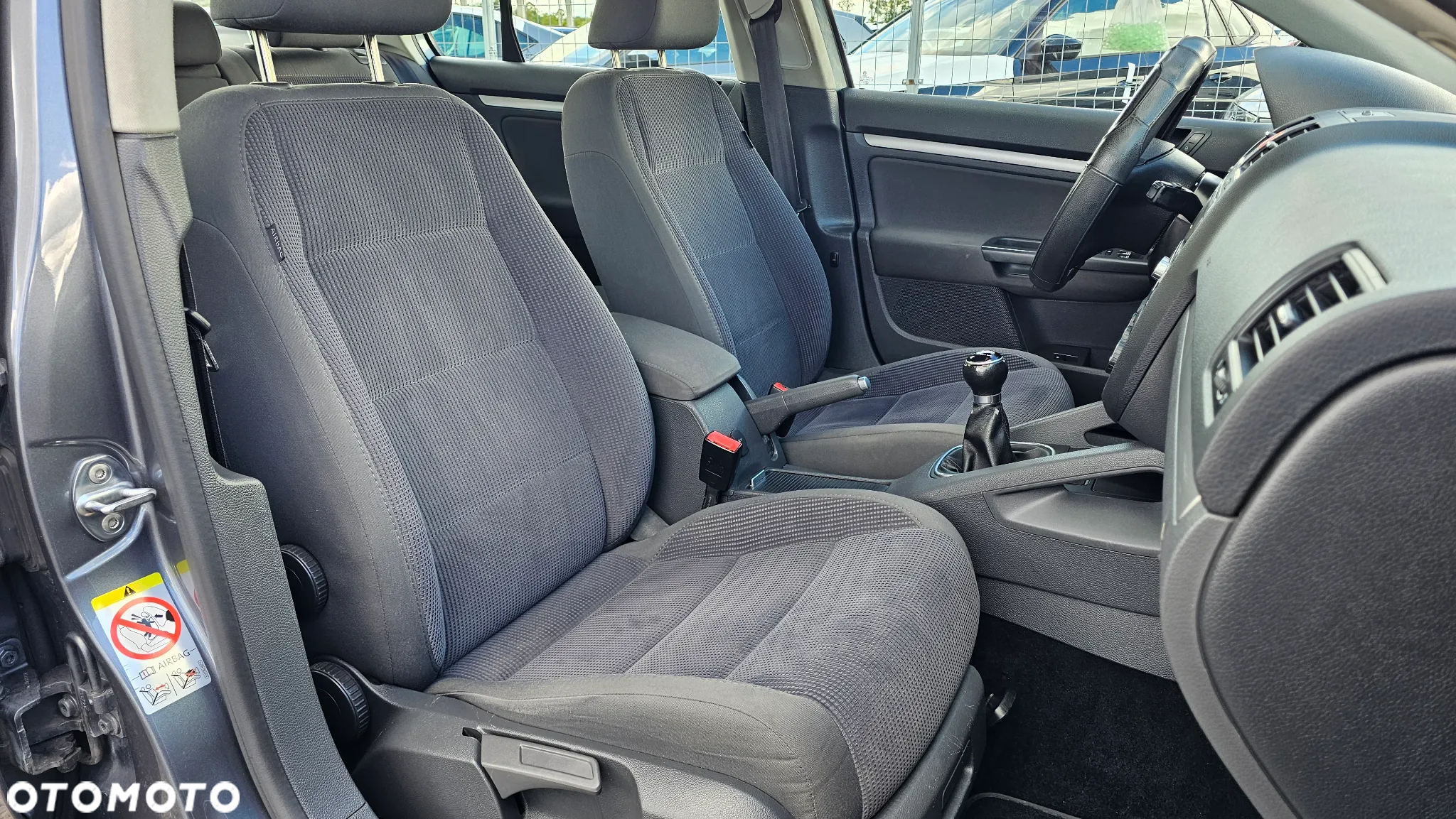 Volkswagen Jetta 1.9 TDI Comfortline - 13