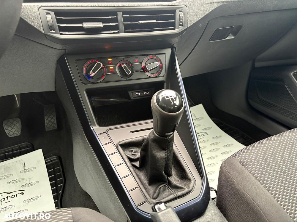 Volkswagen Polo 1.0 Trendline - 19