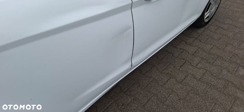 Ford Fiesta 1.0 EcoBoost Trend - 23