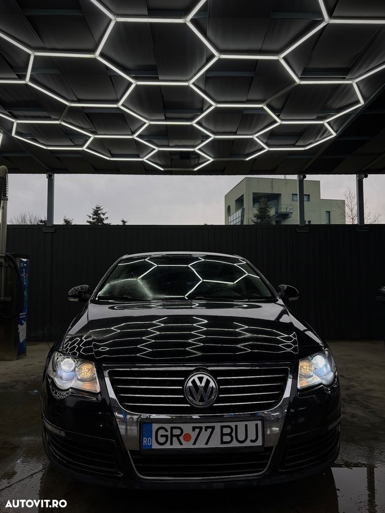 Volkswagen Passat 1.8 TSI Comfortline - 3