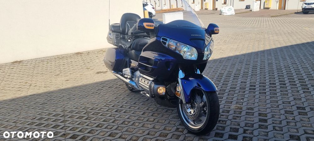 Honda GL - 10