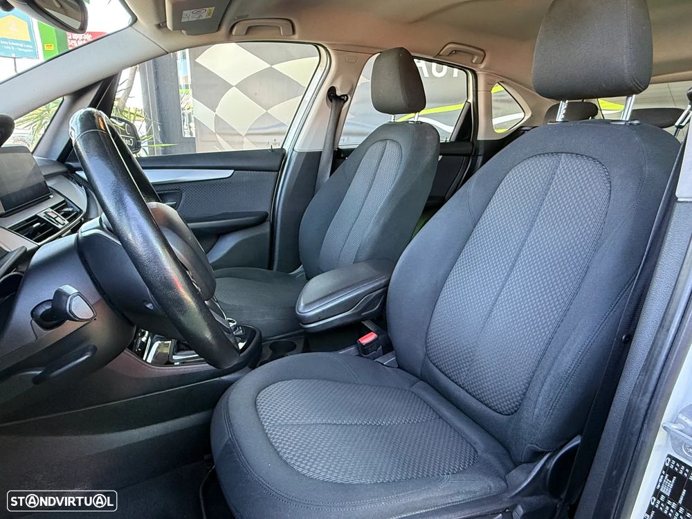 BMW 216 Active Tourer d Aut. Advantage - 14