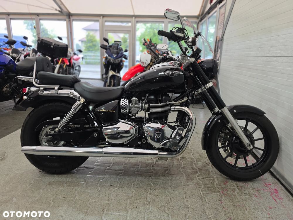 Triumph America - 27