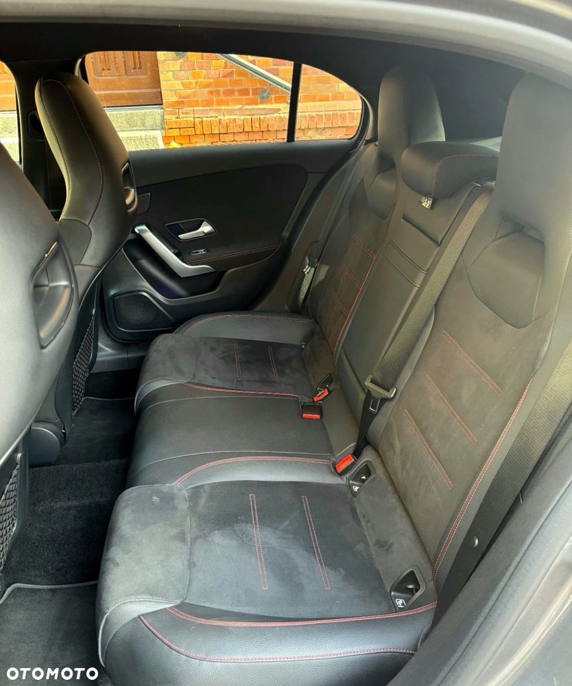 Mercedes-Benz Klasa A 200 7G-DCT - 11