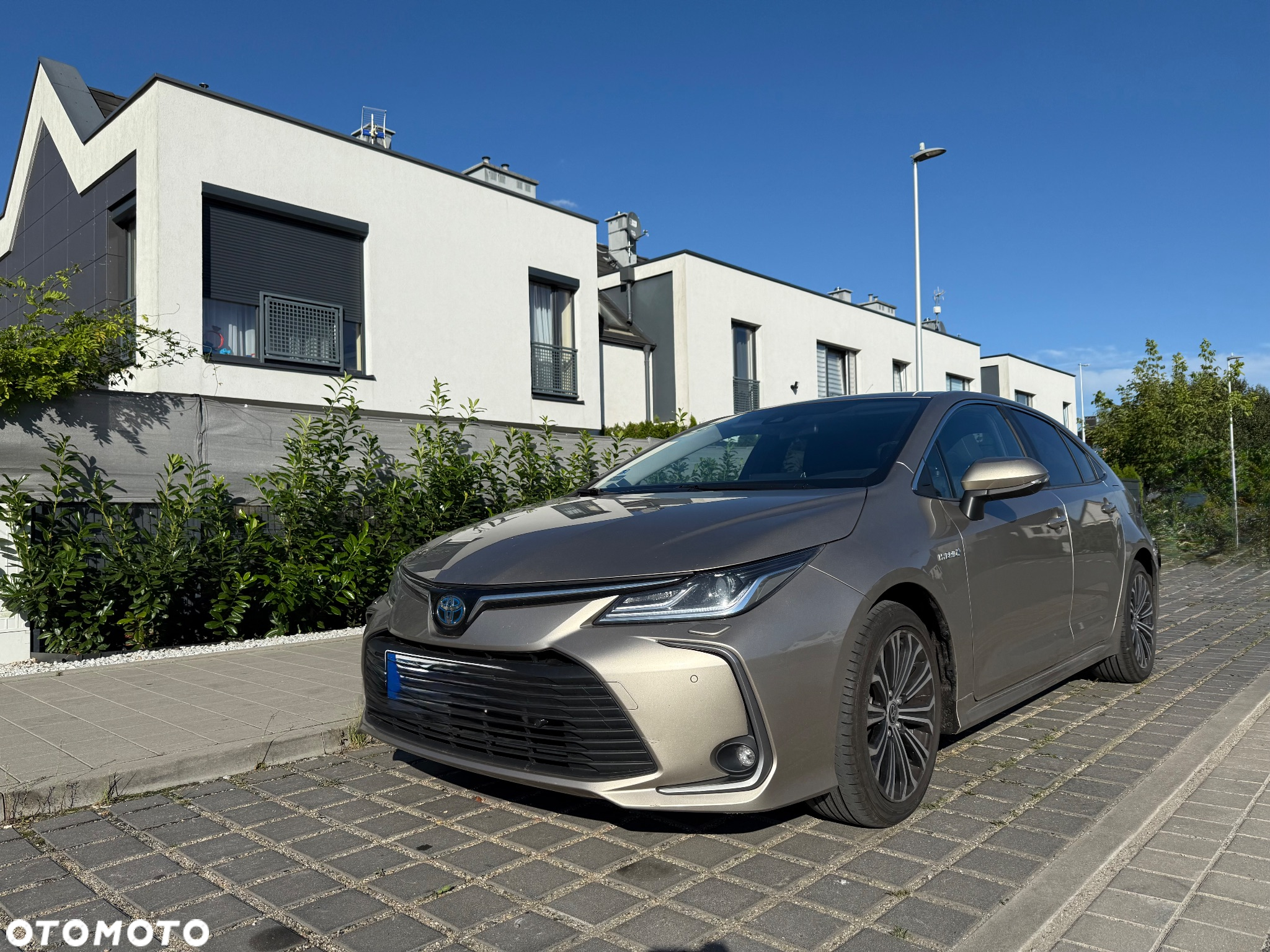 Toyota Corolla 1.8 Hybrid Active - 3