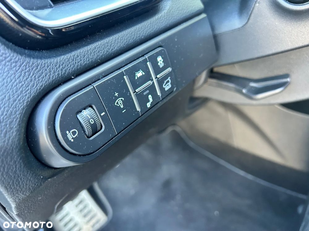 Kia Ceed - 14