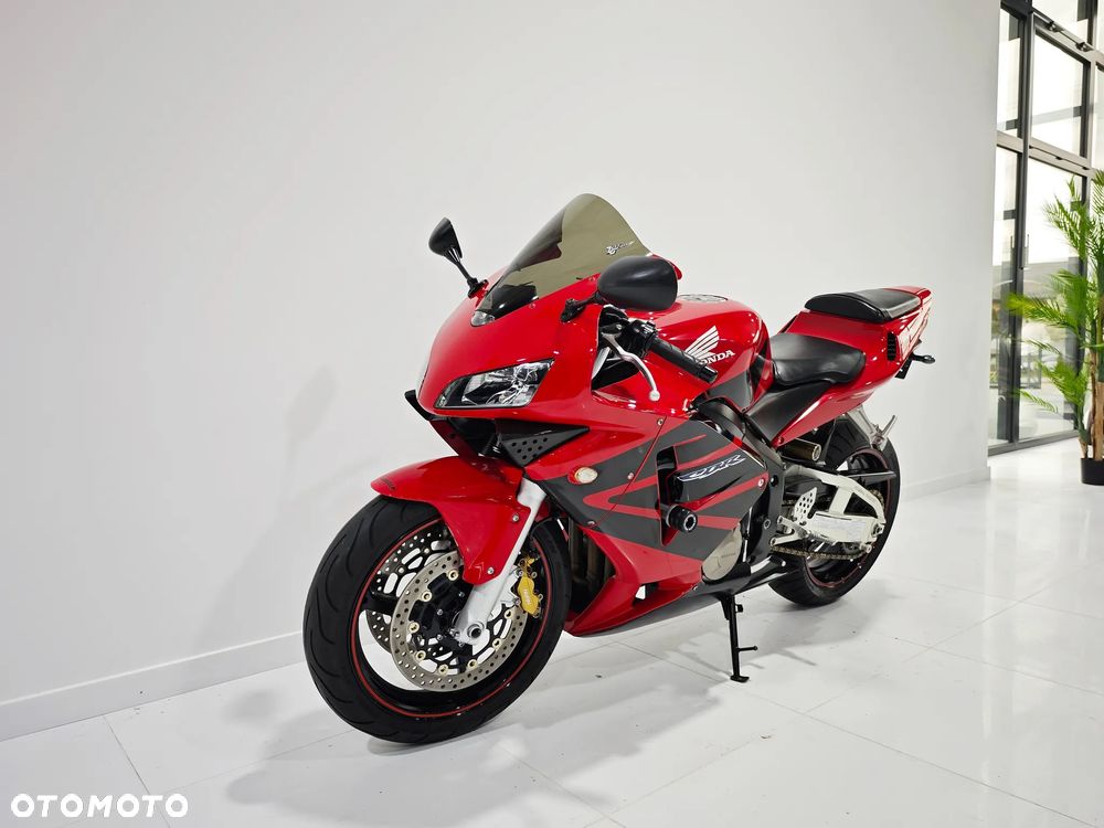 Honda CBR - 3