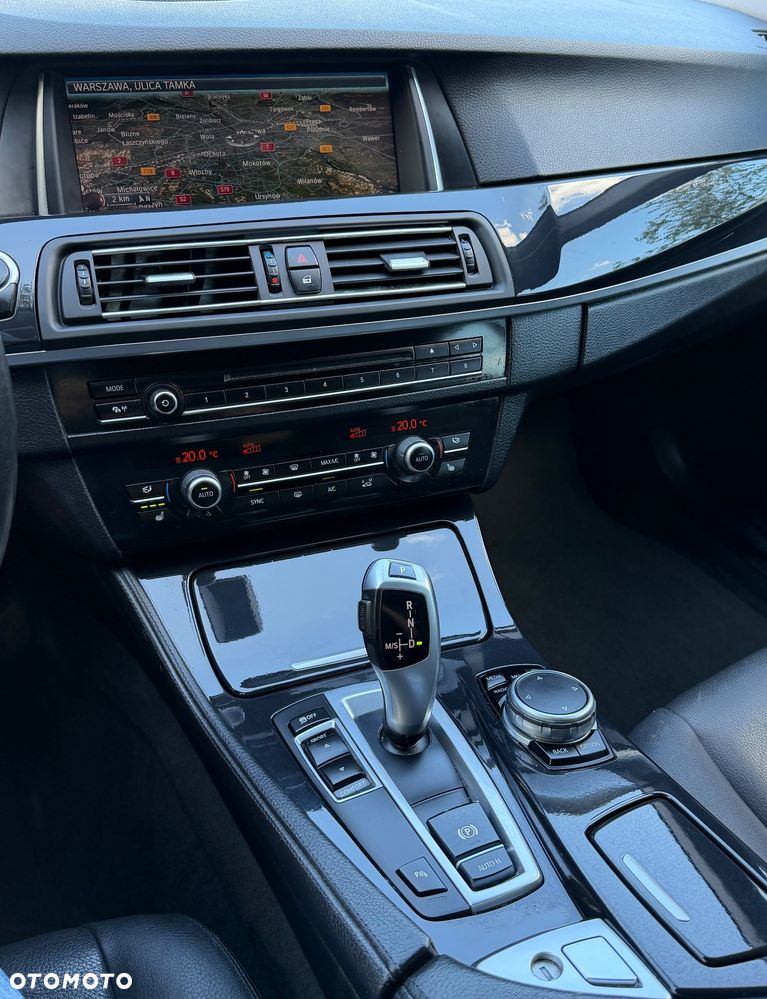 BMW Seria 5 518d Business Edition - 11