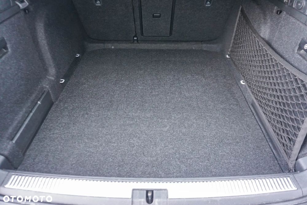 Skoda Superb 2.0 TSI Style DSG - 32