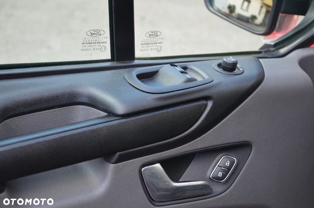 Ford Transit Custom Kombi 320 L2H1 Trend - 36