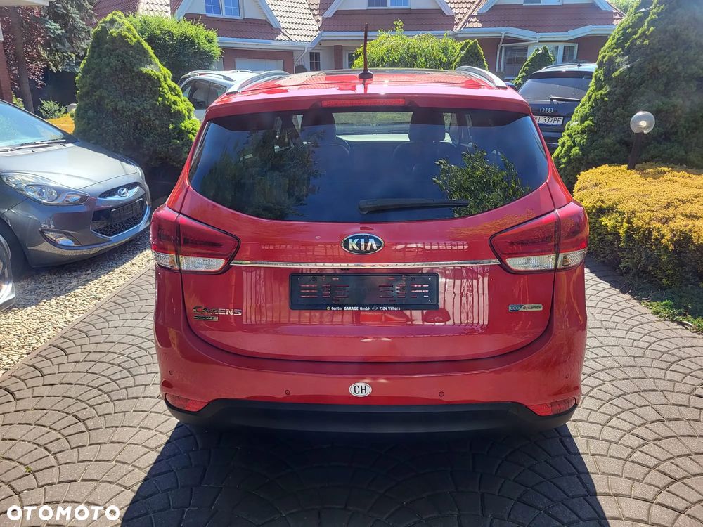 Kia Carens 1.7 CRDi Spirit - 11