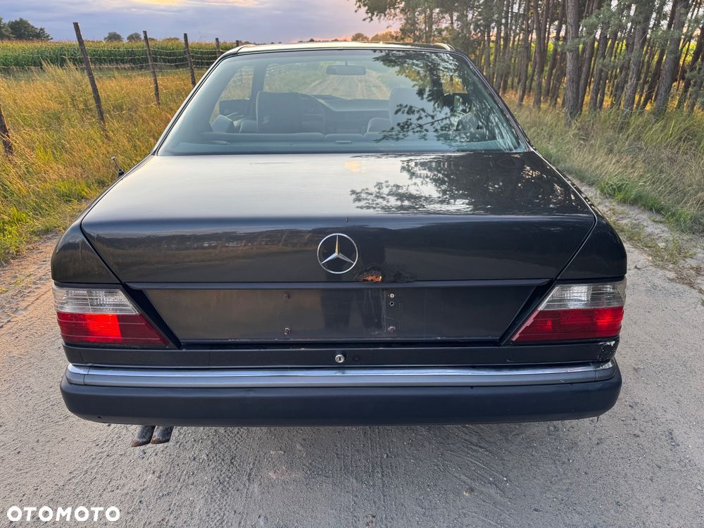 Mercedes-Benz W124 (1984-1993) - 6