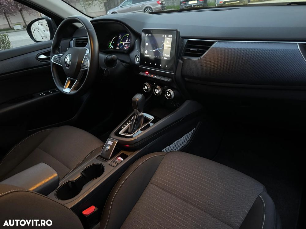 Renault Arkana E-TECH 145 Evolution - 22
