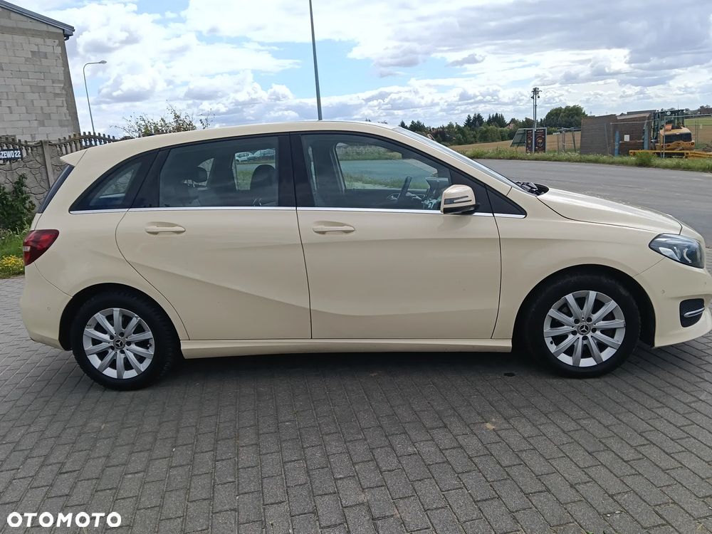Mercedes-Benz Klasa B 180 d 7G-DCT Edition - 6