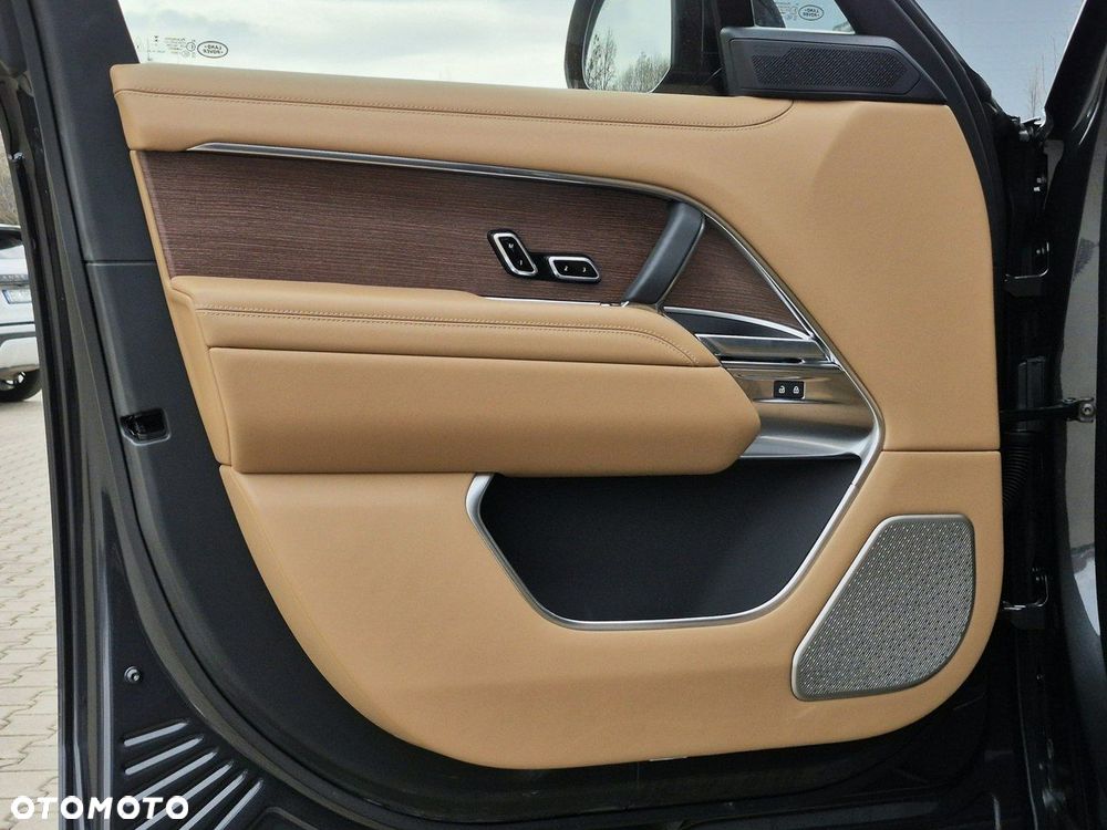 Land Rover Range Rover - 16