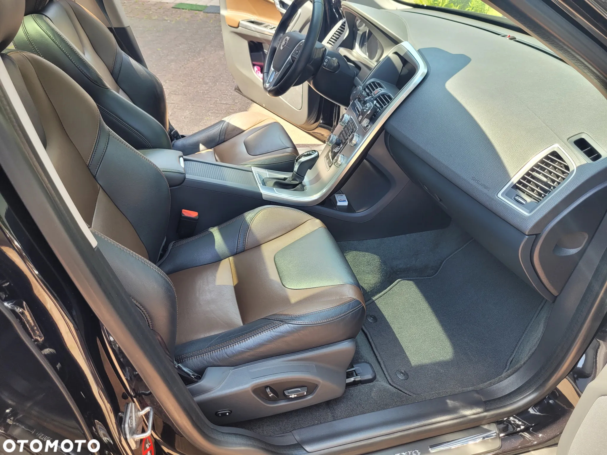Volvo XC 60 D4 Drive-E Summum - 26