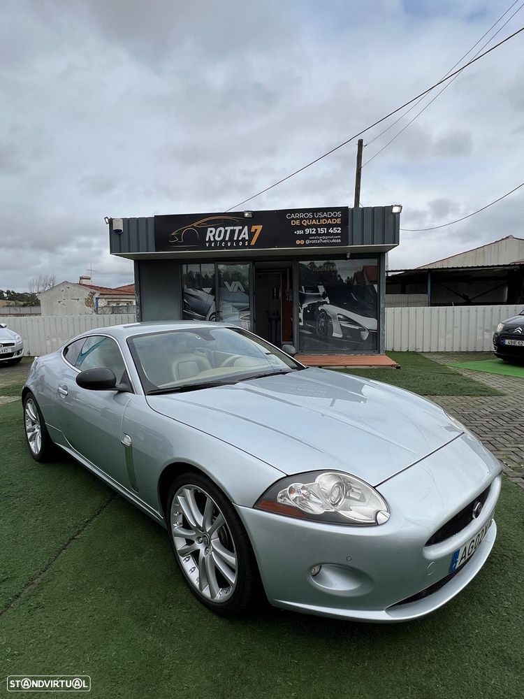 Jaguar XK XK8 Coupe - 2