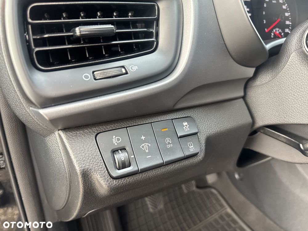 Kia Stonic 1.2 M - 21