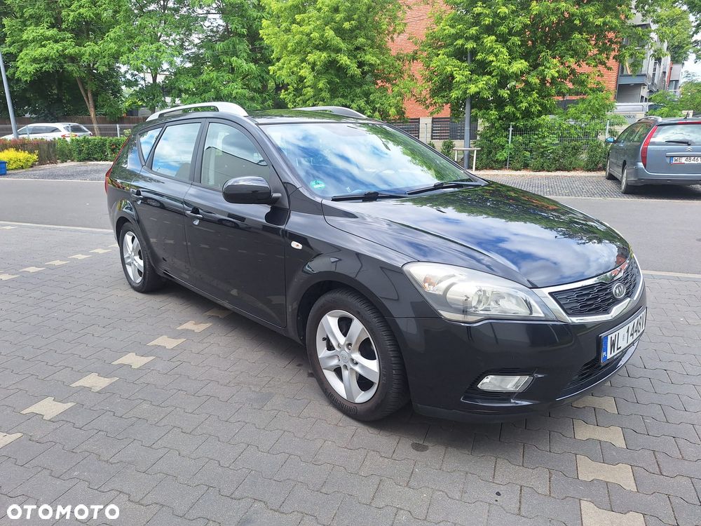 Kia Ceed 1.4 Comfort - 1