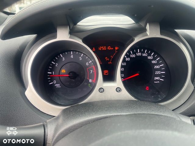 Nissan Juke 1.6 Acenta Xtronic EU6 - 11