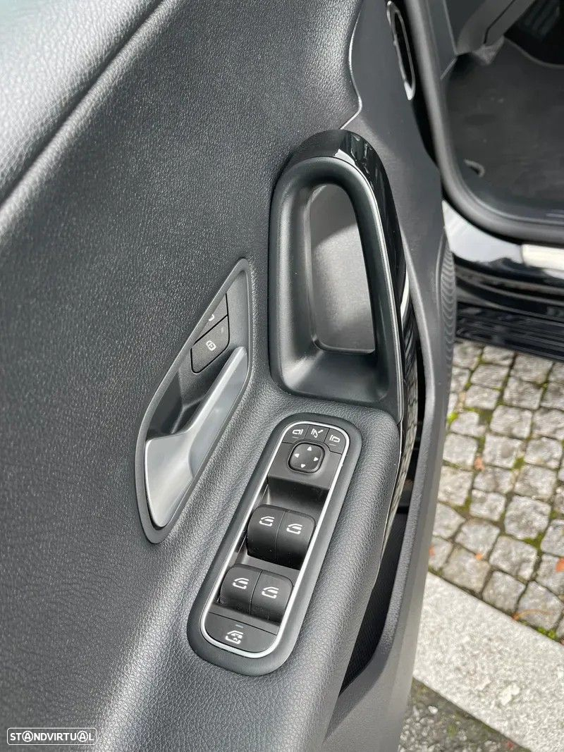 Mercedes-Benz A 180 d Style Plus Aut. - 37