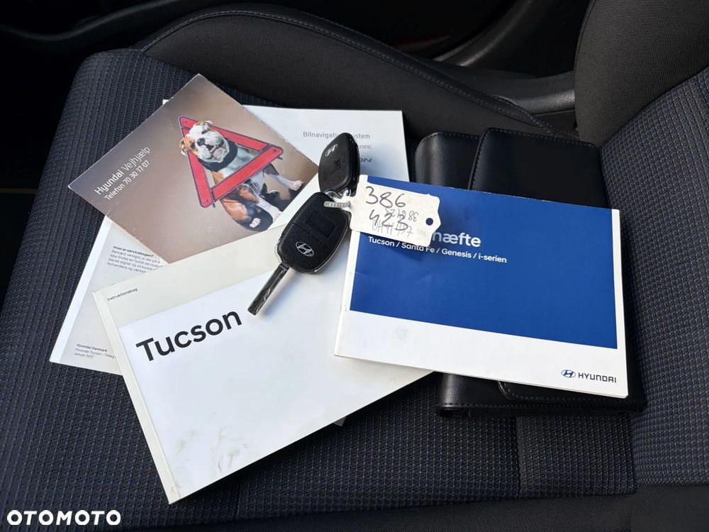 Hyundai Tucson blue 1.7 CRDi 2WD DCT Premium - 35