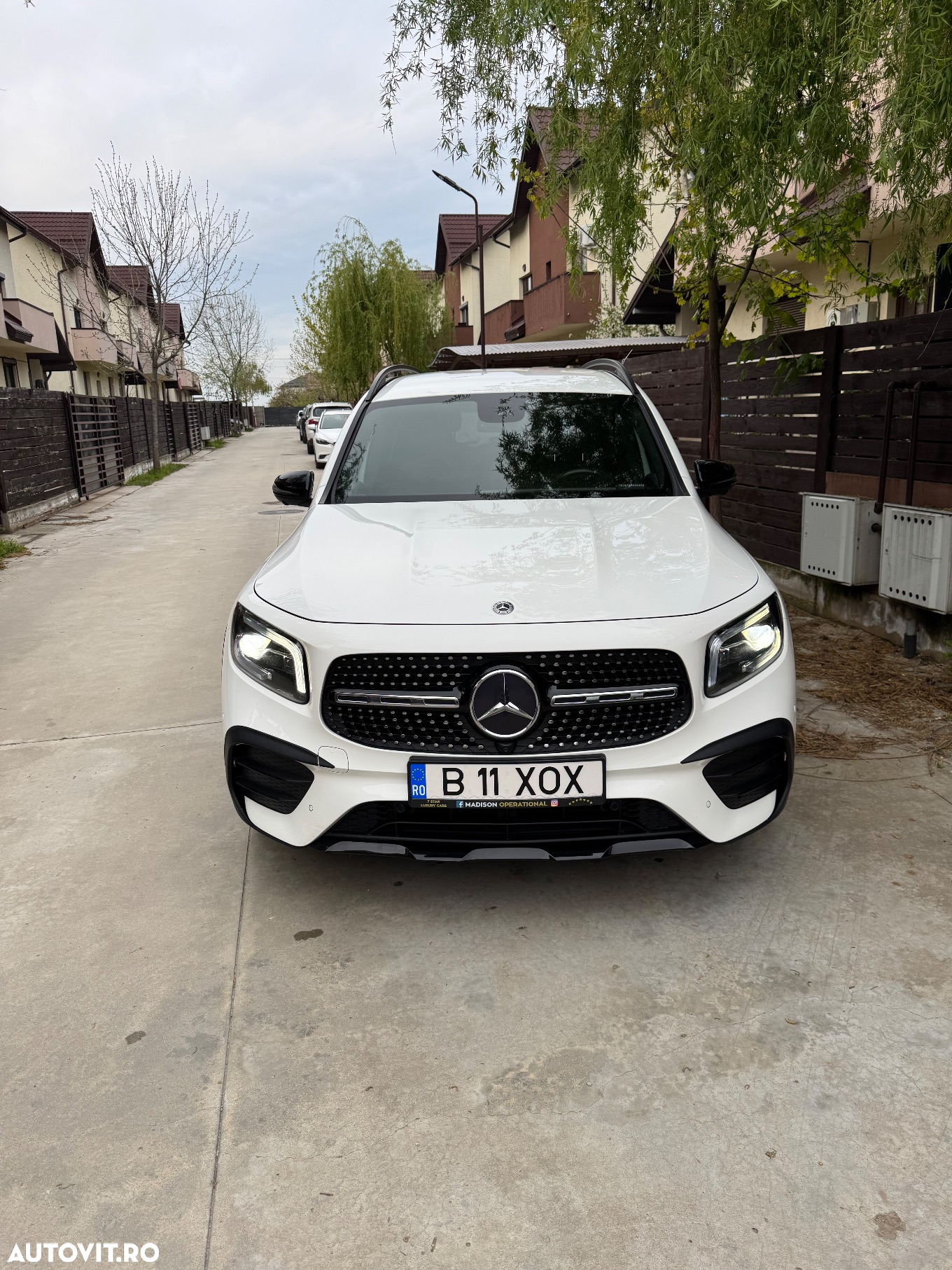 Mercedes-Benz GLB 250 4MATIC Aut. - 9