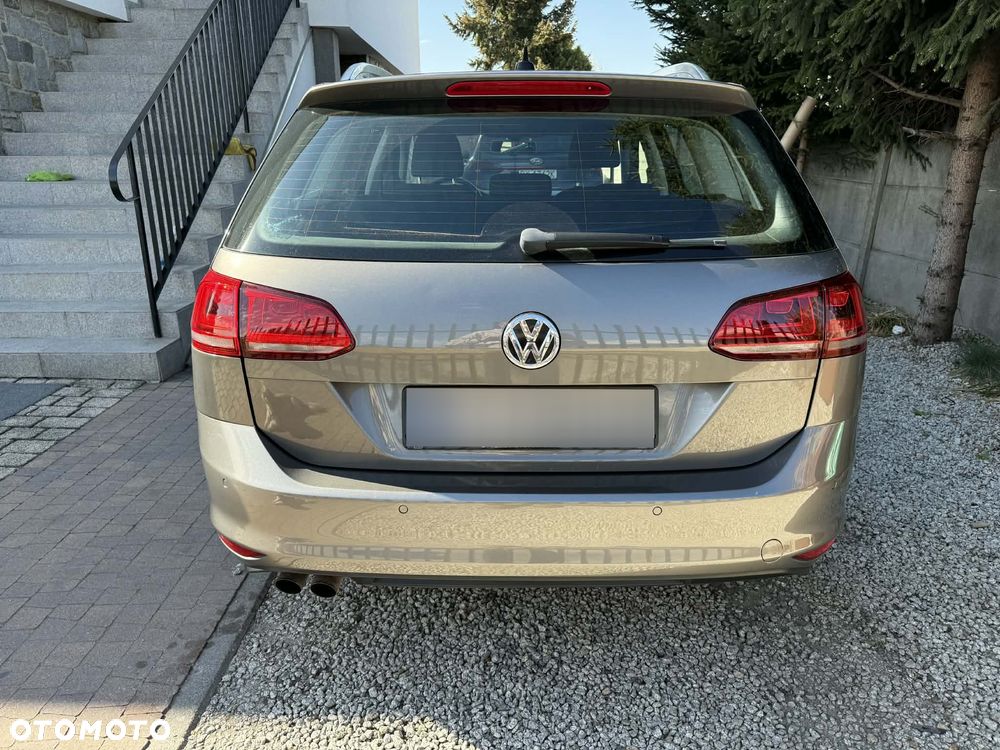 Volkswagen Golf 2.0 BlueTDI DSG Comfortline - 5