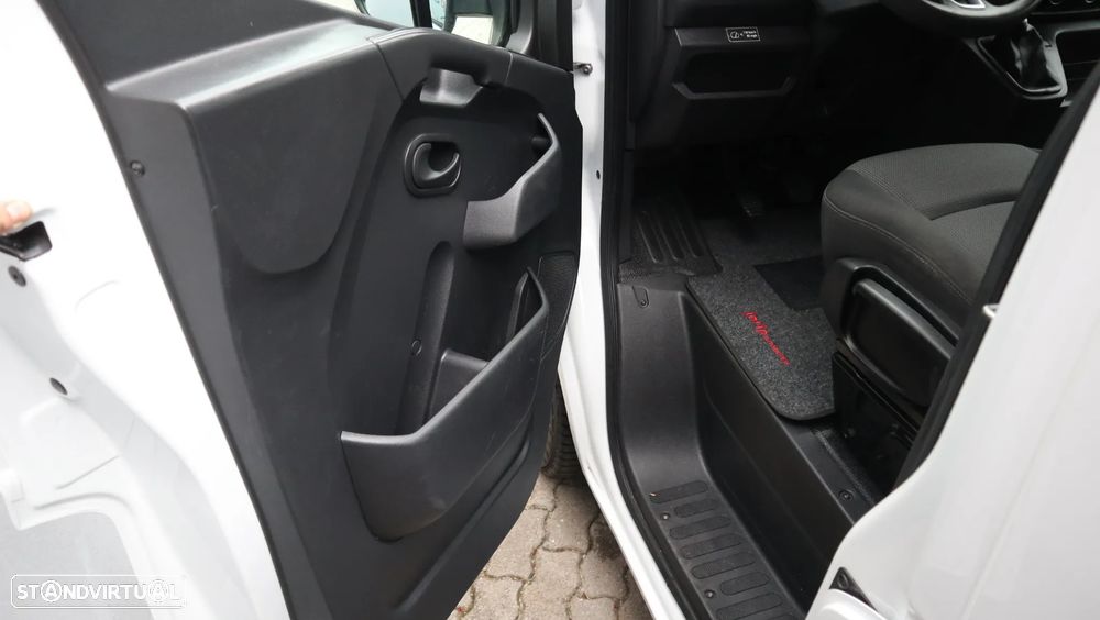 Renault Master 2.3 dCi 135 L2H2 - 12