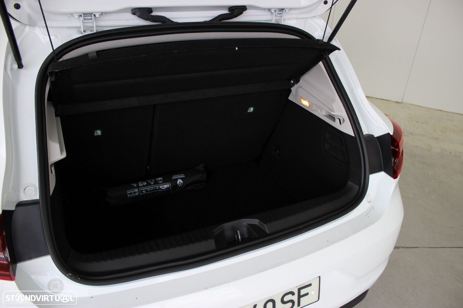 Renault Clio 1.0 TCe Limited Bi-Fuel - 9